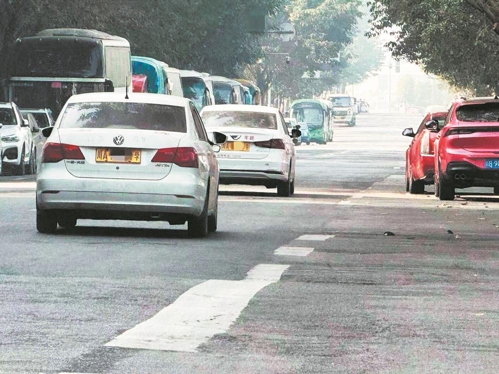 三环路内有教练车违规教学？成都交警：严查！