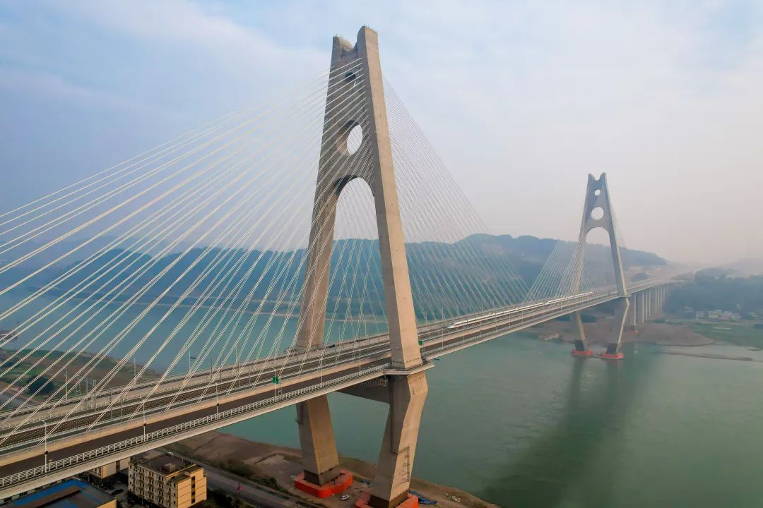 全国第五！成都市境内铁路运营里程突破1000公里