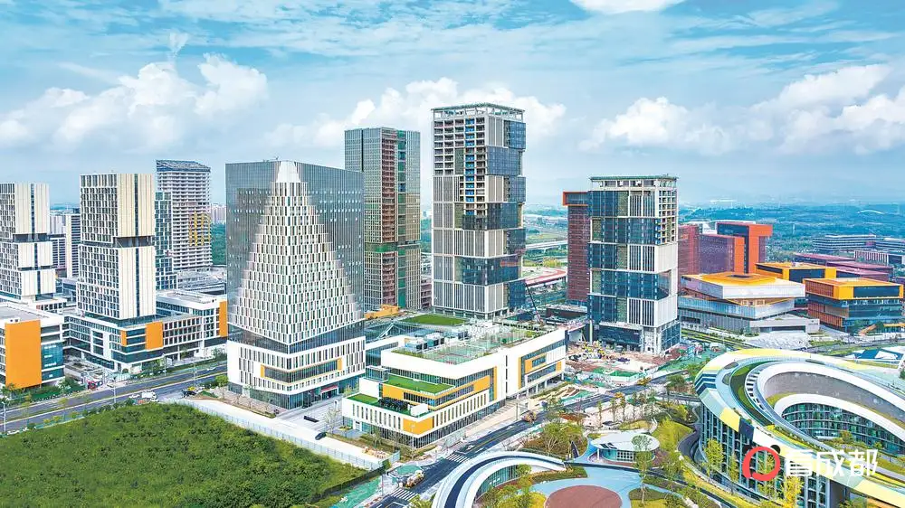 3月27日，四川首只国家科创母基金落户成都东部新区，创新性构建了“创-投-贷-保”全要素金融服务体系，图为东部新区核心区。郭磊　摄