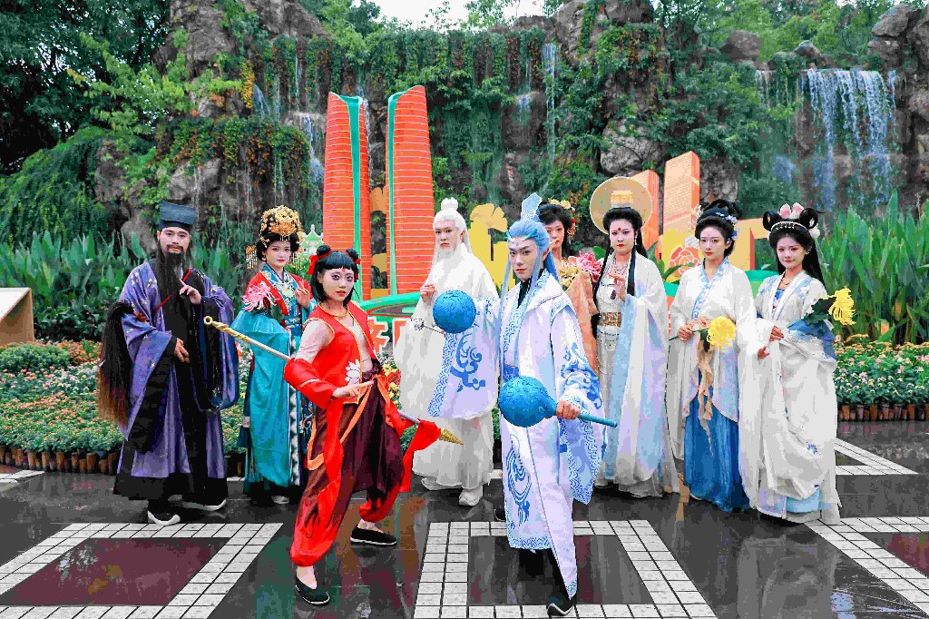 10万余盆菊花亮相 人民公园赏菊活动今日启幕